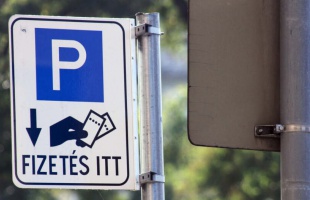 Nem lesz drágább a parkolás a déli parton