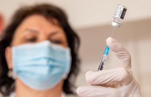 Az asztmásoknak és az allergiásoknak is javasolt a védőoltás