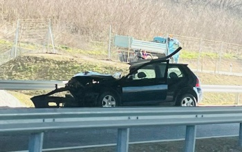 Nagy baleset történt a 67-esen, egy sérültet mentőhelikopterrel szállítottak kórházba