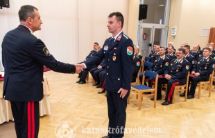Bátor magatartásukért kaptak elismerést a tűzoltók