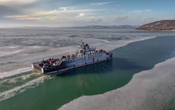 Újra közlekednek a kompok a Balatonon