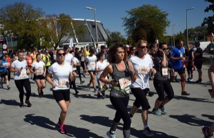 Kaposvári egyetemisták is futottak a Deseda Félmaratonon