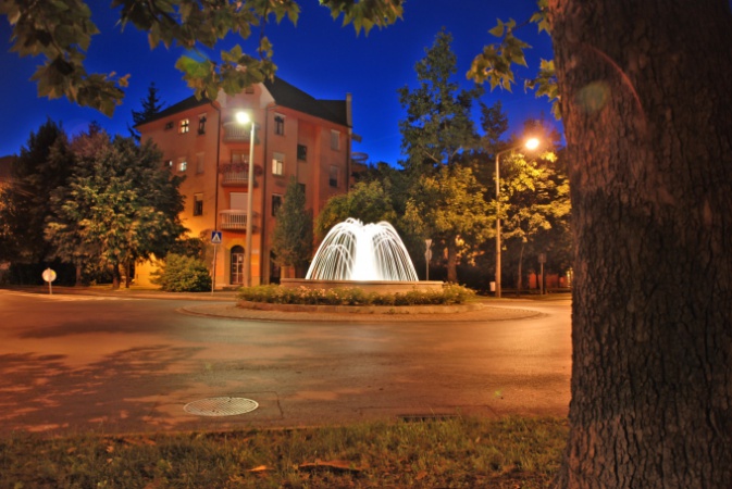 Húsz éve van körforgalom az Arany János téren