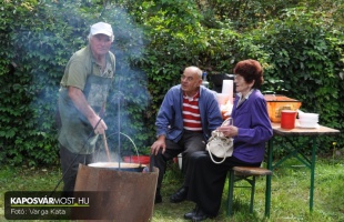 Tele a kondér Toponáron