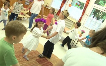 Pünkösdi hagyományok a Béke utcai tagóvodában