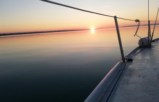 Bár vége a strandszezonnak, de a vízirendőrök télen is dolgoznak a Balatonon