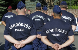 Rendőrbántalmazás lett az elszámolási vitából