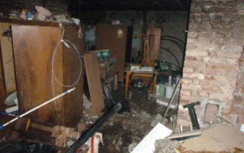 Lángolt a pince Bőszénfán