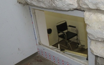 Azt vallotta, hogy csak vécézni kellett neki, ezért tört be