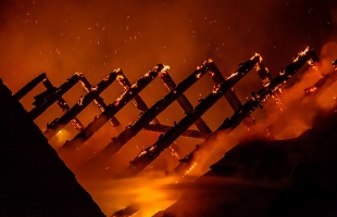 Egy családi házban a brikett üzem lángolt  Kaposfőn