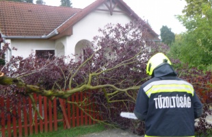 Somogy északi részét is megtépázta a hétfő esti vihar