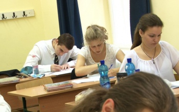 Hétfőtől folytatódnak az érettségik