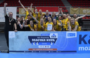Öt éve női röplabdázóink bronzérmet szereztek a magyar kupában