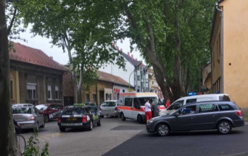 Kerékpáros ütötte el az autót