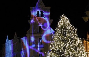 Az adventi fényfestés pillanatai