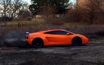 Így lesz raliautó egy Lamborghini Gallardóból