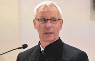 Szükség van az egyházak közösségépítésére