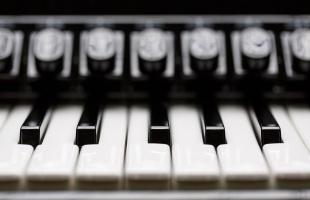 Zongora vagy páncélszekrény költöztetése? Mindenre van megoldás!