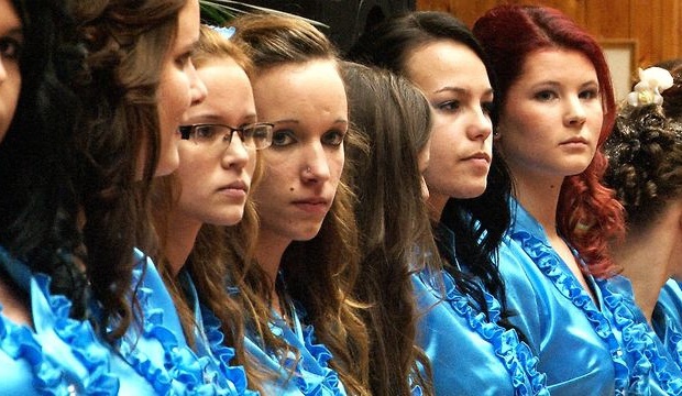 Szalagavató a Szigeti-Gyula szakképző iskolában