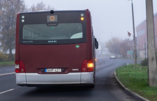 Kaposvár készül az új flottára, de miért elektromos hajtású buszokban gondolkodik a város?