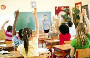 Hatalmas tanárhiány, új tantárgy az iskolákban - ezek voltak a hét hírei