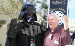 Elhunyt Darth Vader alkotója