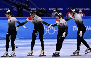 Bronzérmet nyert a téli olimpián a magyar rövidpályás gyorskorcsolya vegyes váltó