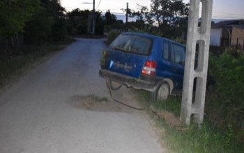 A kerítés fogta meg a részeg sofőrt