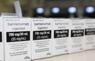 Megkapta egy koronavírus-fertőzött az első adag bamlanivimab gyógyszert hazánkban