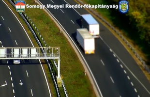 Drónnal figyelték a somogyi rendőrök a szabályszegőket - 20 esetben intézkedtek