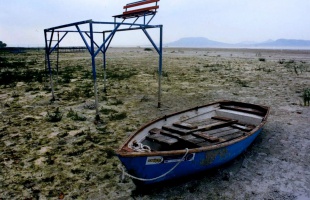 Kommunikációs válság fenyegeti a Balatont – szakértő szerint új történetekkel lehet megmenteni a tó imázsát
