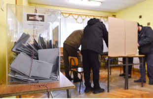A választásokat befolyásoló álhírek elkerülésére szövetkezett az összes nagy netes cég