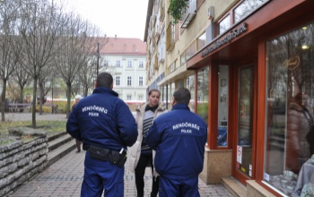 Kirabolták a Herendi üzletet Kaposváron