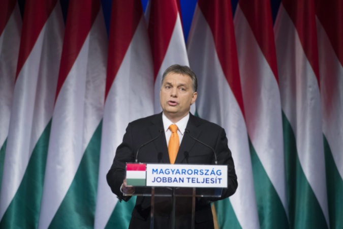Harcra készen, a piros-fehér-zöld sarokban