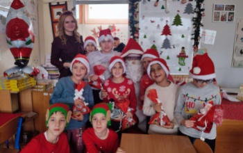 Megérkezett a gyerekekhez a KOMETA Mikulása is