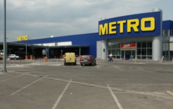 Vasárnapi zárva tartás: a Metro és a benzinkúton üzemelő boltok is megszívták