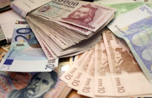 Devizapiac - Gyengült a forint kora reggel