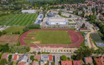 Kifutottak a KASI sportolói az atlétikapályáról, mostantól a munkásoké a terep