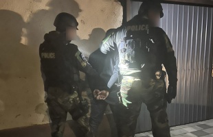 Felszámolták a kristályüzletet