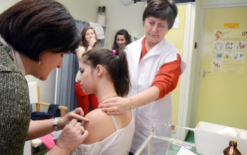 Az iskolás lányok több mint háromnegyede kérte a HPV-oltást