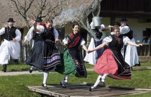 Tavaszt ígérnek Húsvétra!