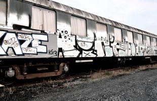 Közel kétszáz graffitis rongálás érte a MÁV-csoport járműveit és épületeit 2025-ben