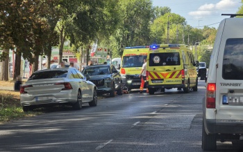 Tragédia: Négyéves gyermek életéért küzdöttek a Vásártéri úton