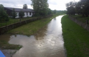 Sok az eső, duzzad a Kapos folyó