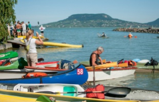 Balaton-átúszás után jön a Balaton-átevezés