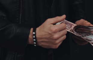Társadalmunk meghatározó problémájáról dalol MC Pita Ramos