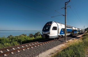 Ígéretet tett a MÁV a nagyon várt balatoni vonat beindítására