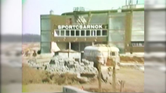 30 éves felvételek a sportcsarnokról