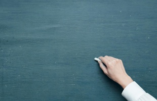 Januártól folytatódik a pedagógusok béremelése