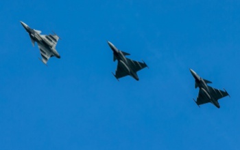 Gripenek repkednek majd Kaposvár felett